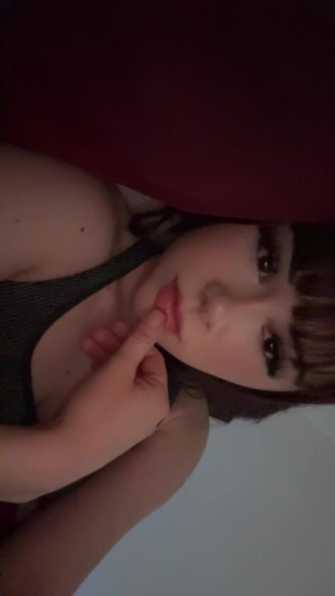@🧛🏻&zwj;♀️