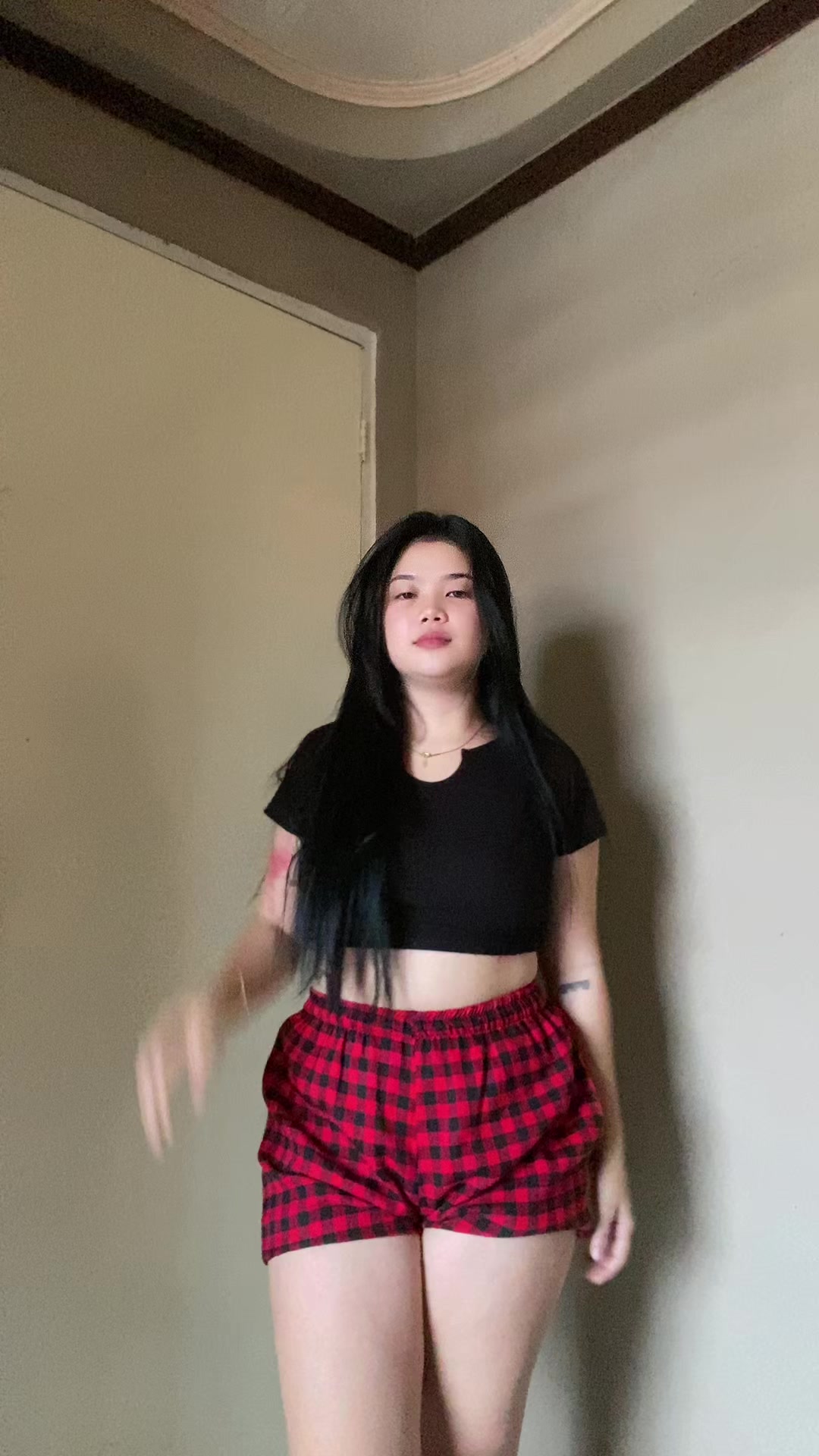 @Ms. Sari🦋