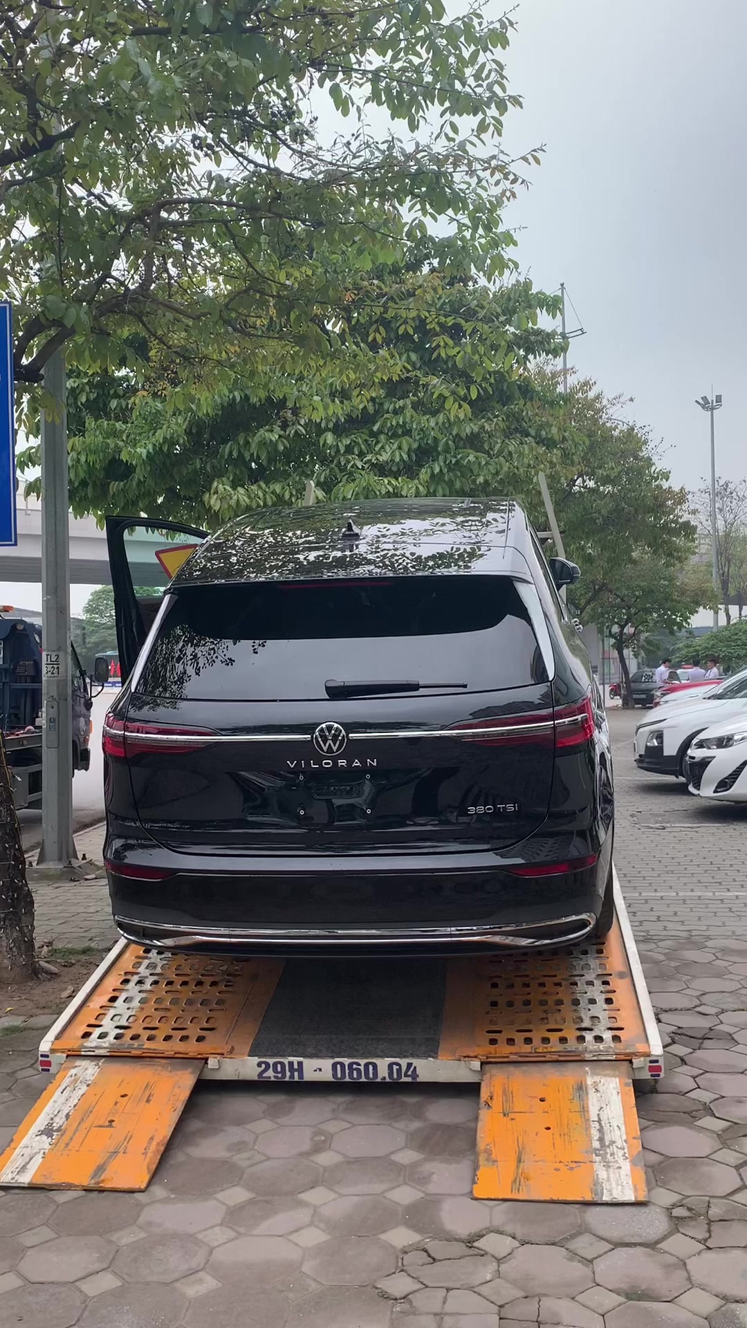 @Văn Diện Volkswagen Capital