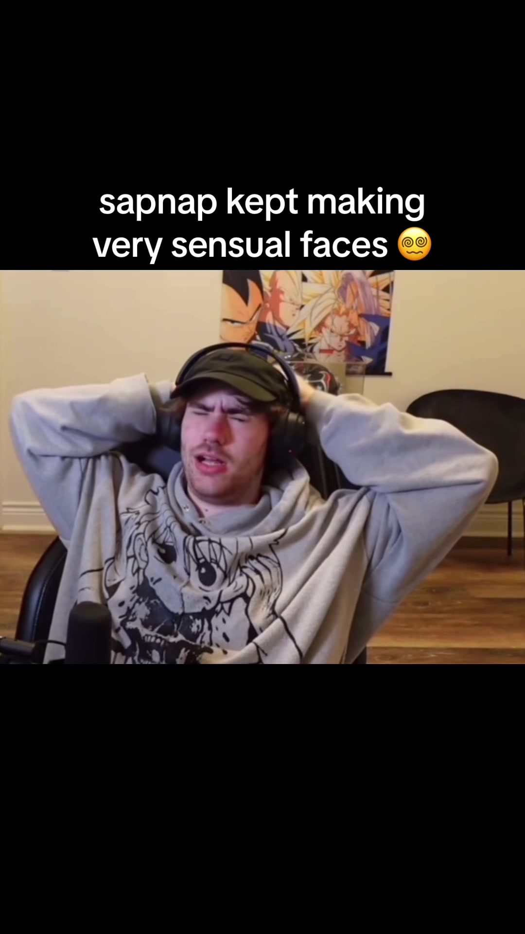 @Alex ✨🖤🖤✨