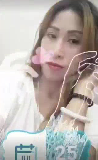 @akosiLynn