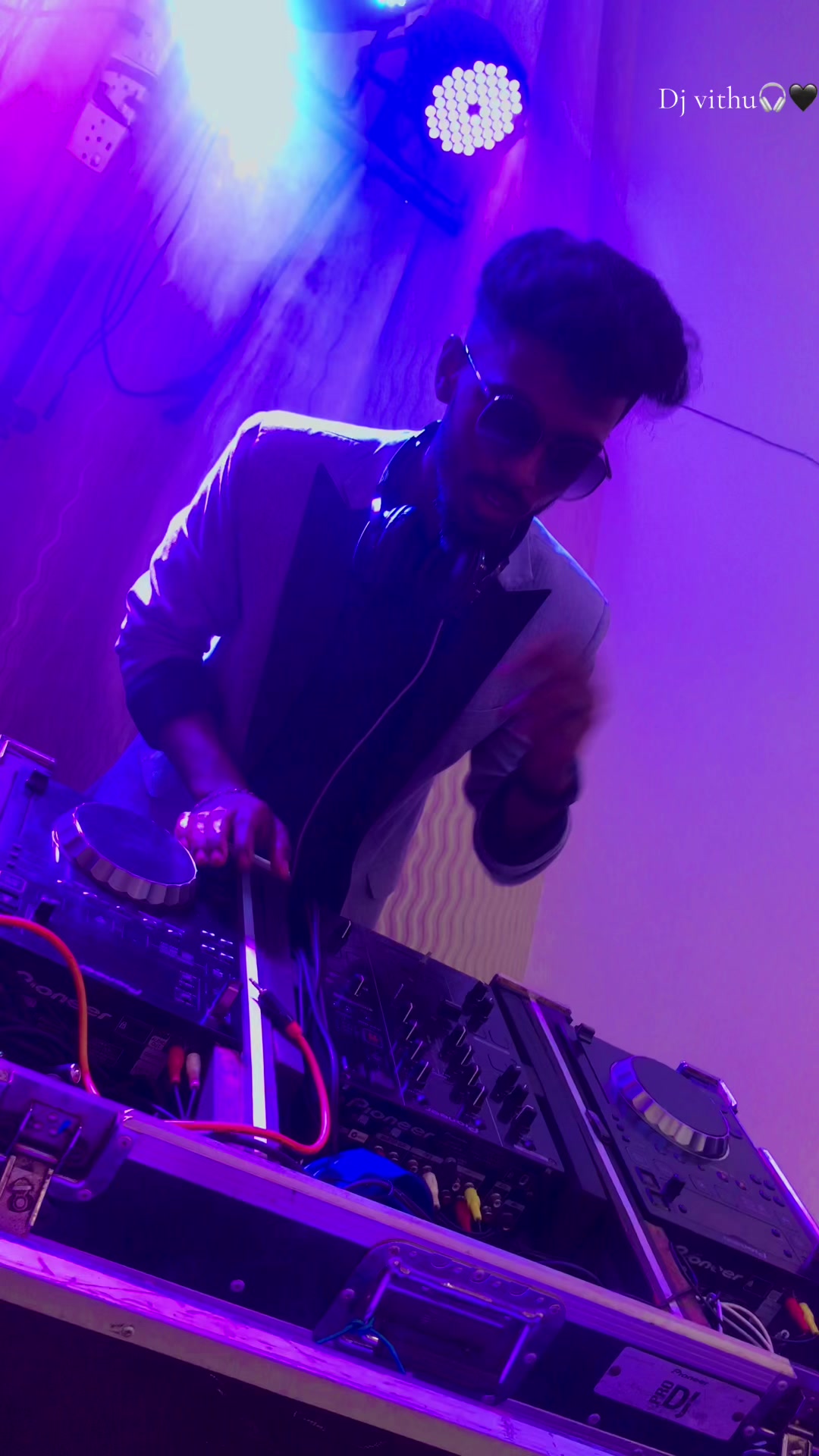 @DJ🦋Vithu-official🎧