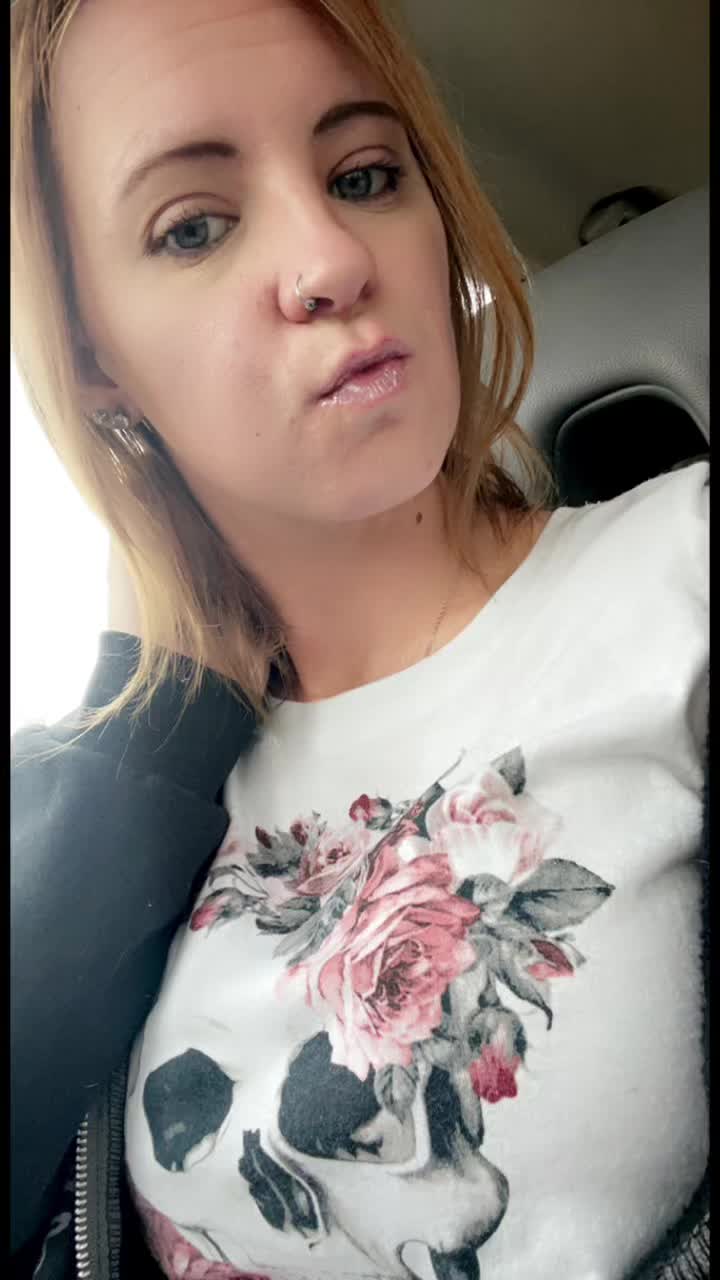 @Kat M