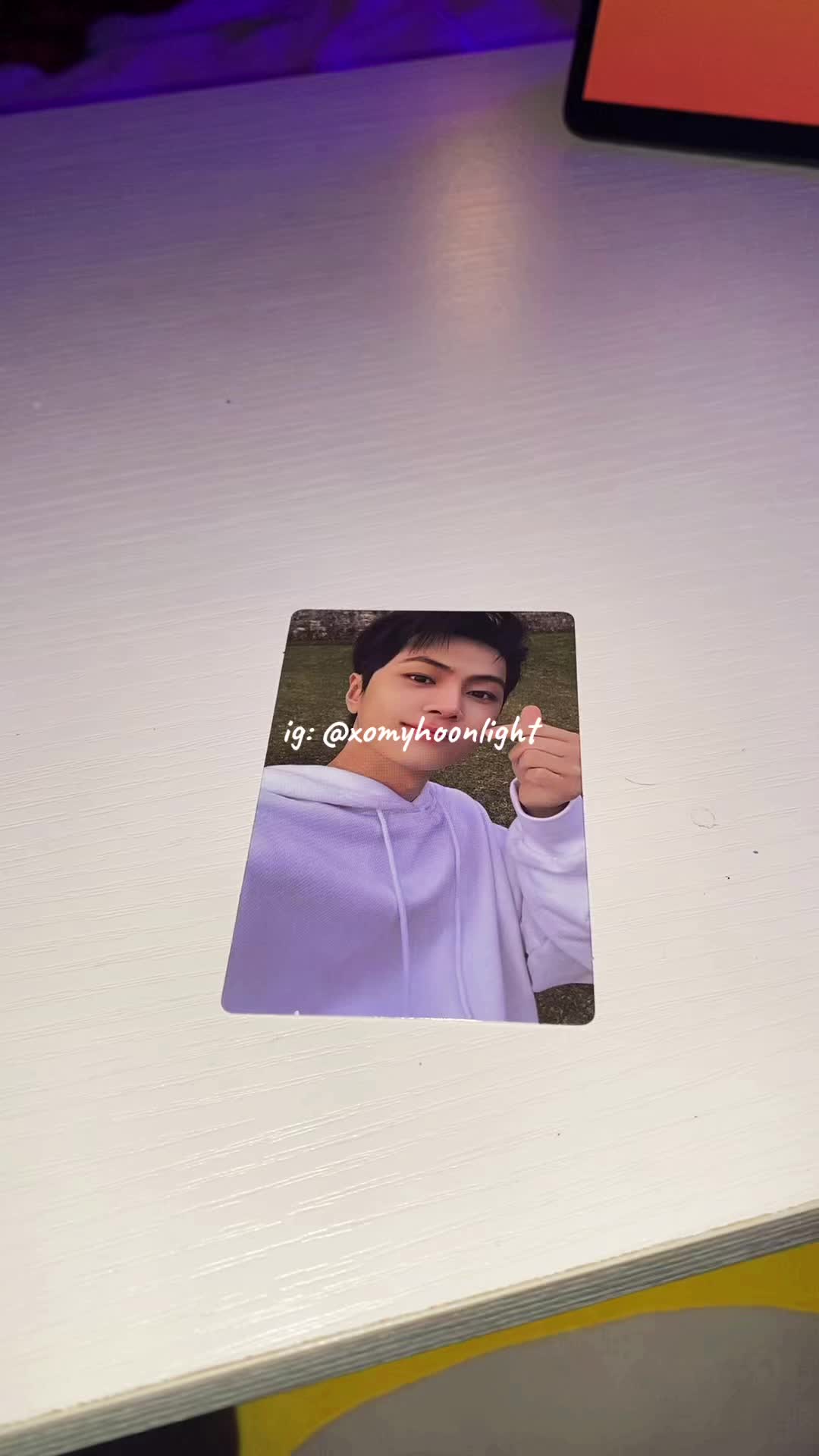 @xomyhoonlight