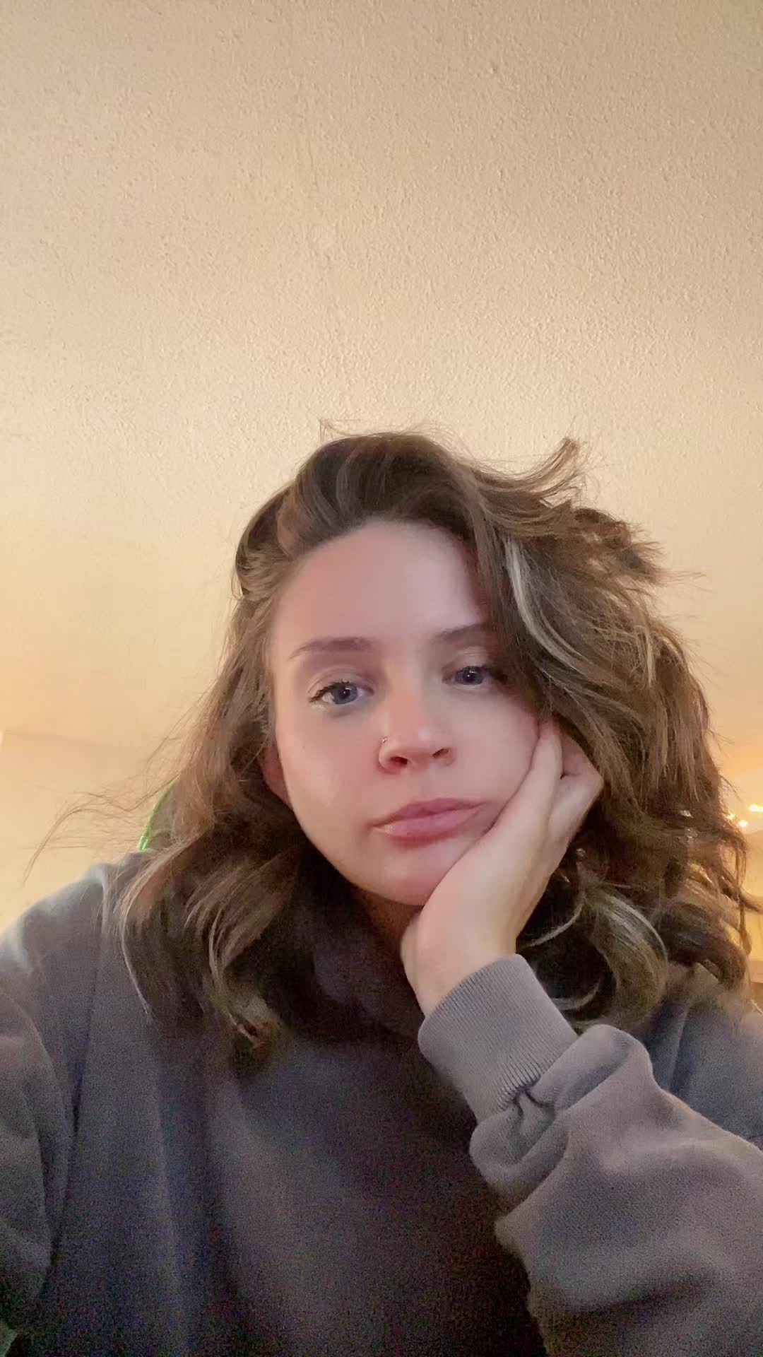 @Mia