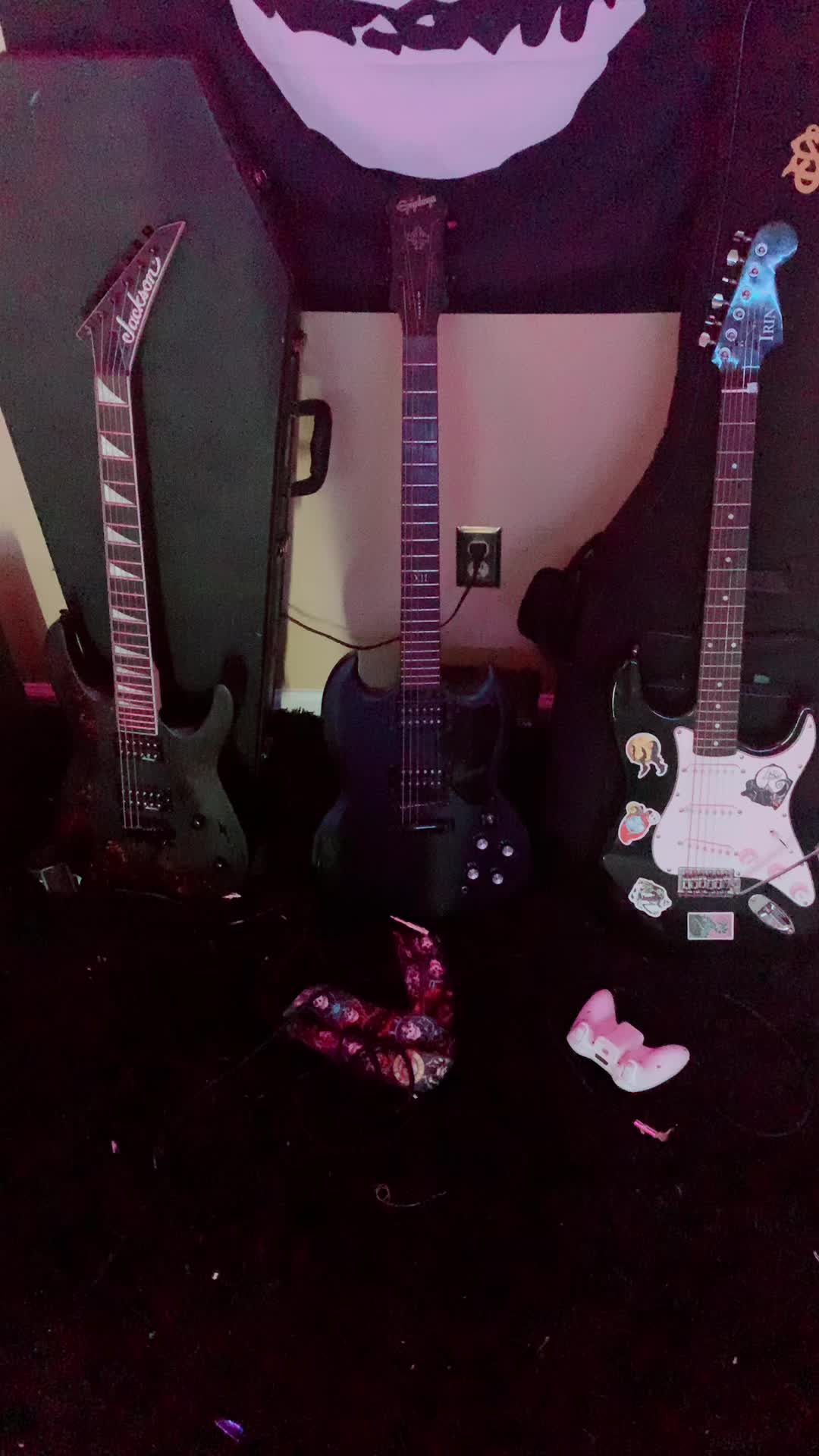 @🦇James🖤
