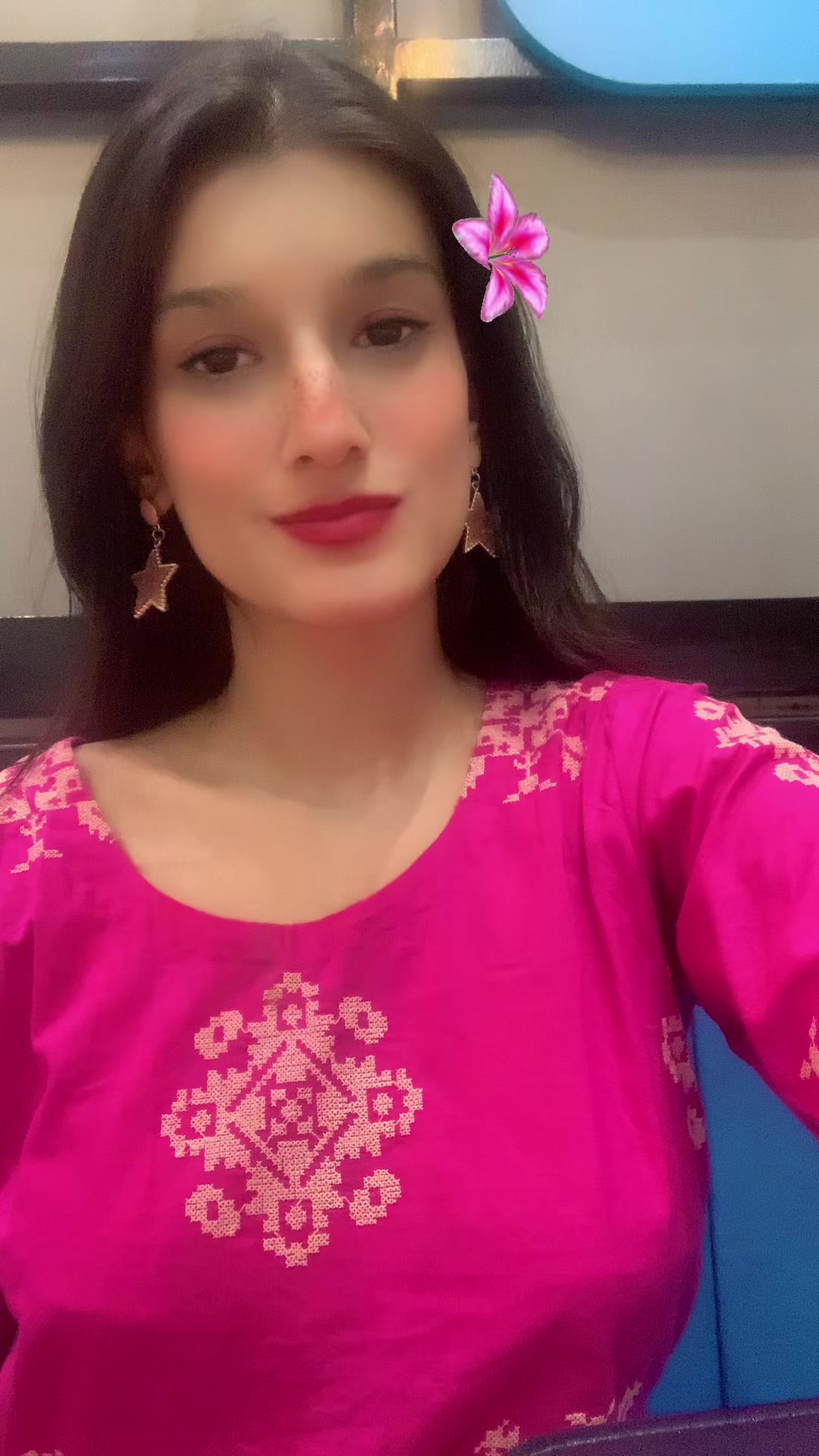 @Ayni khan💫
