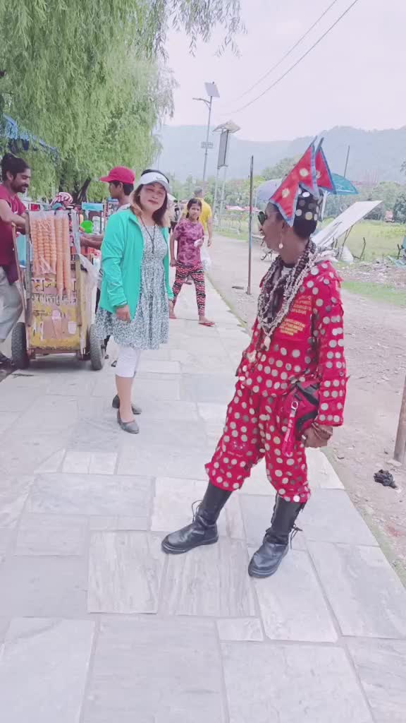 @himalaale60