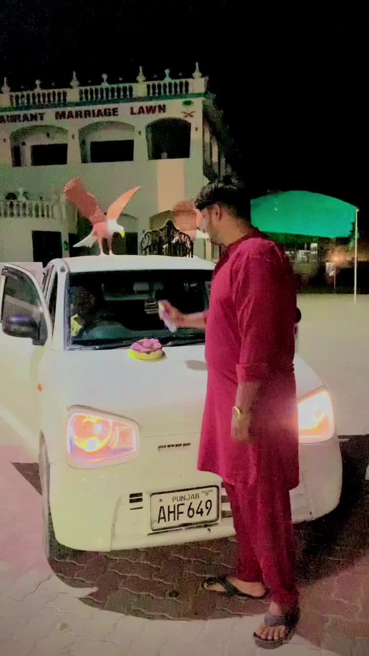@حسنین بھٹی