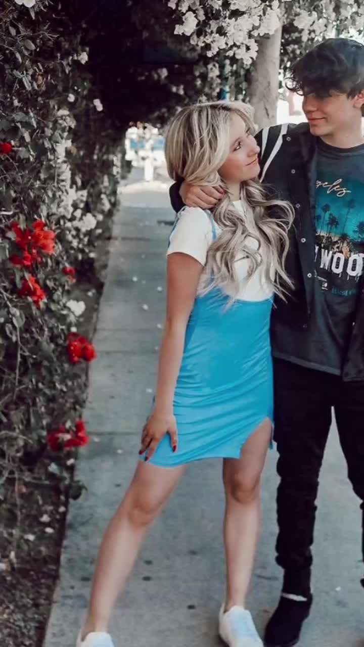 @Can elliana notice me x