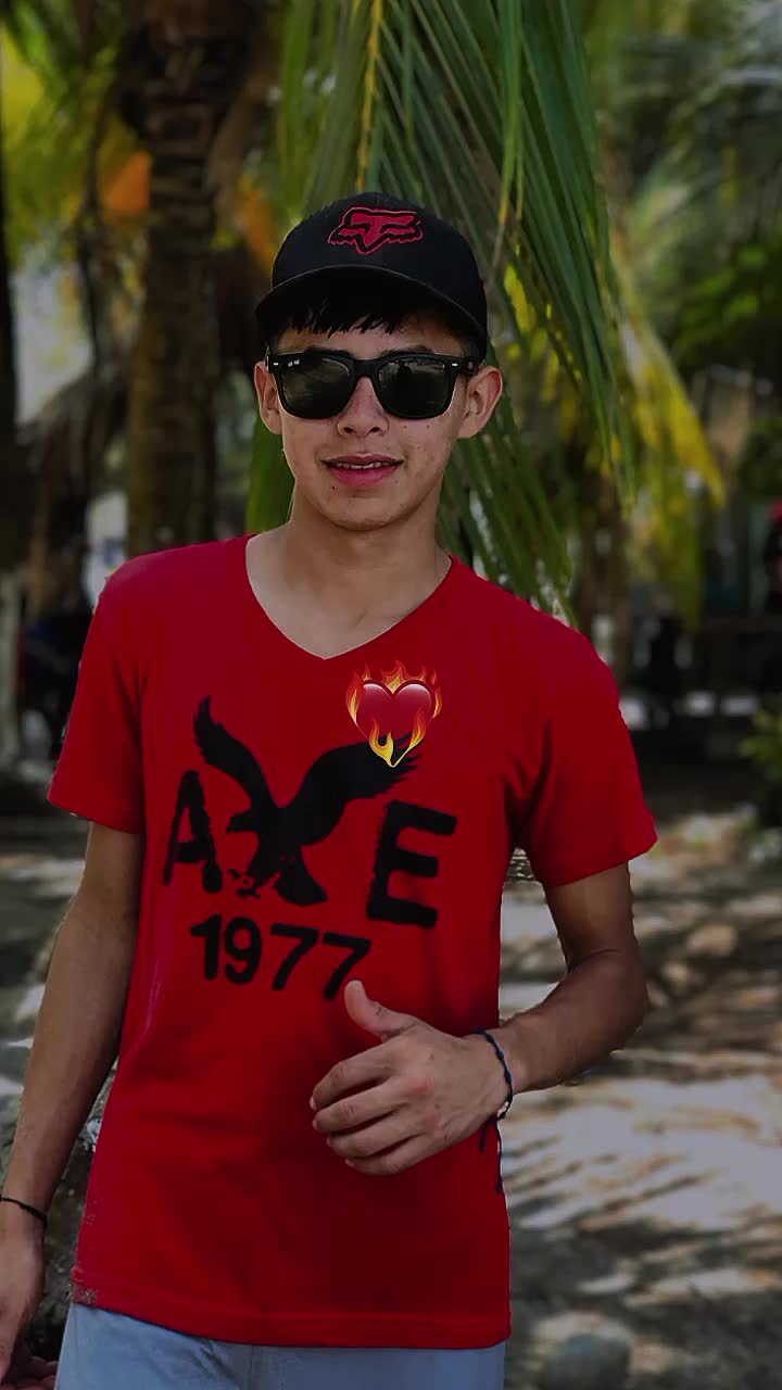 @carlitos_sanchez23