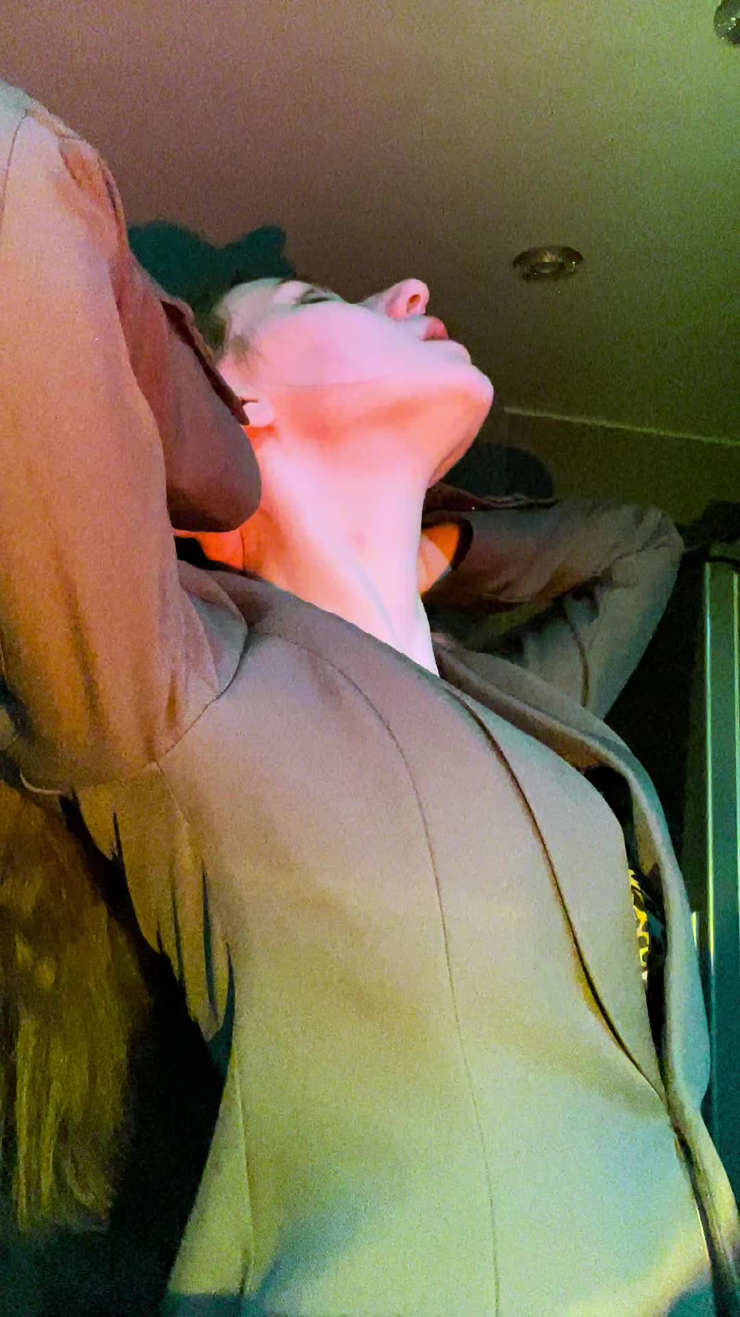 @Алина 🪬