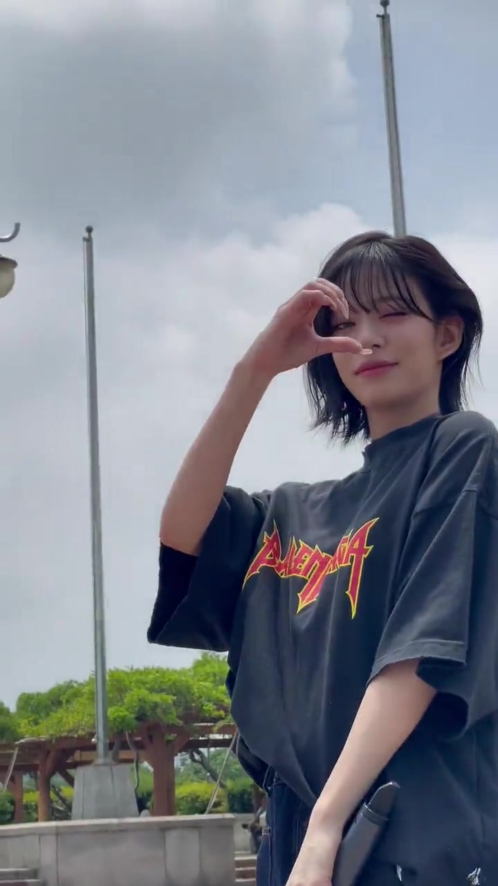 @jiwoniii