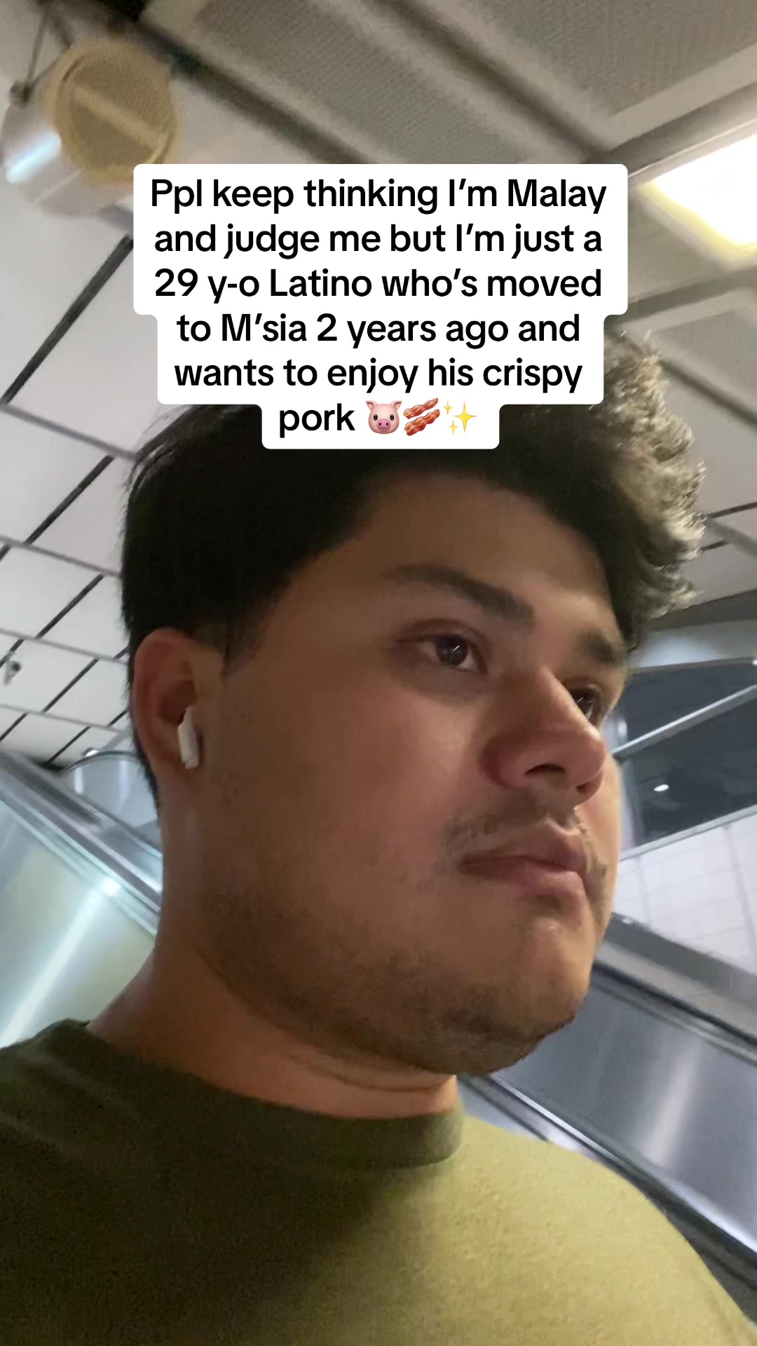 @Carlos &bull; Latino in Asia