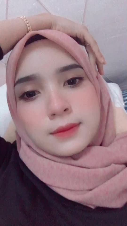 @farah_muhadi