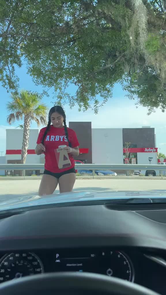@Noemy
