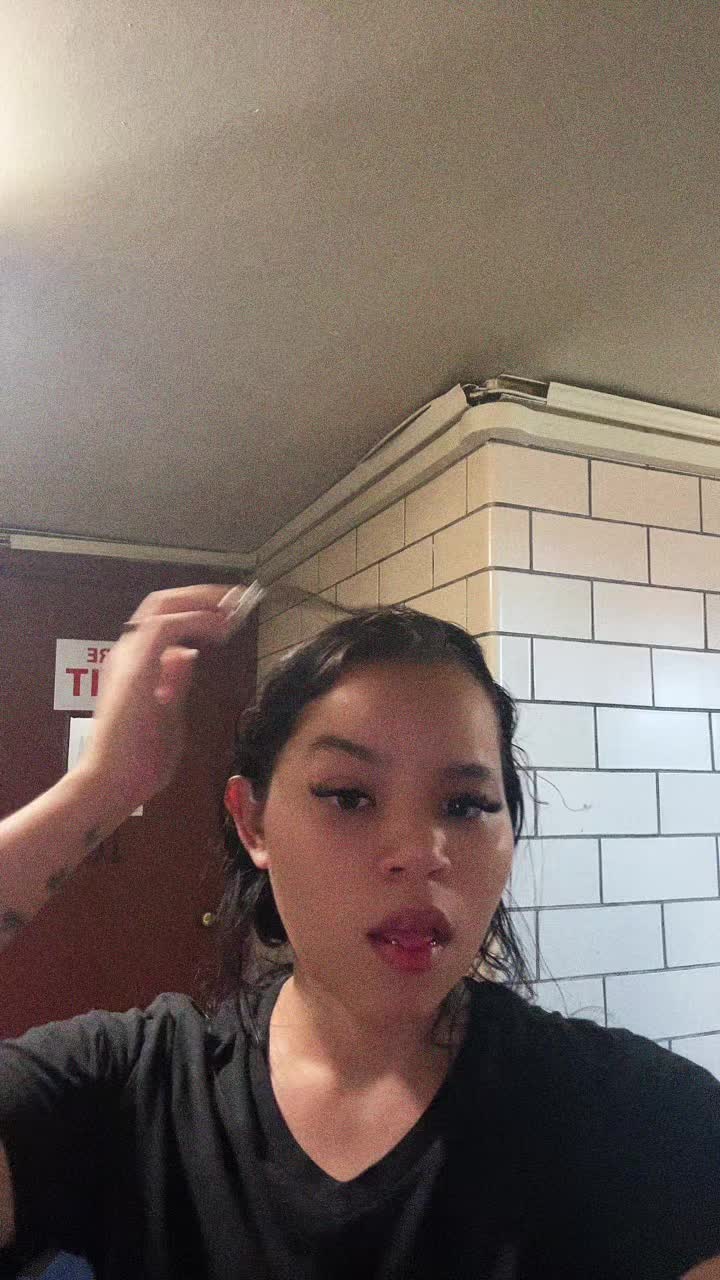 @Nicky Mulaññ