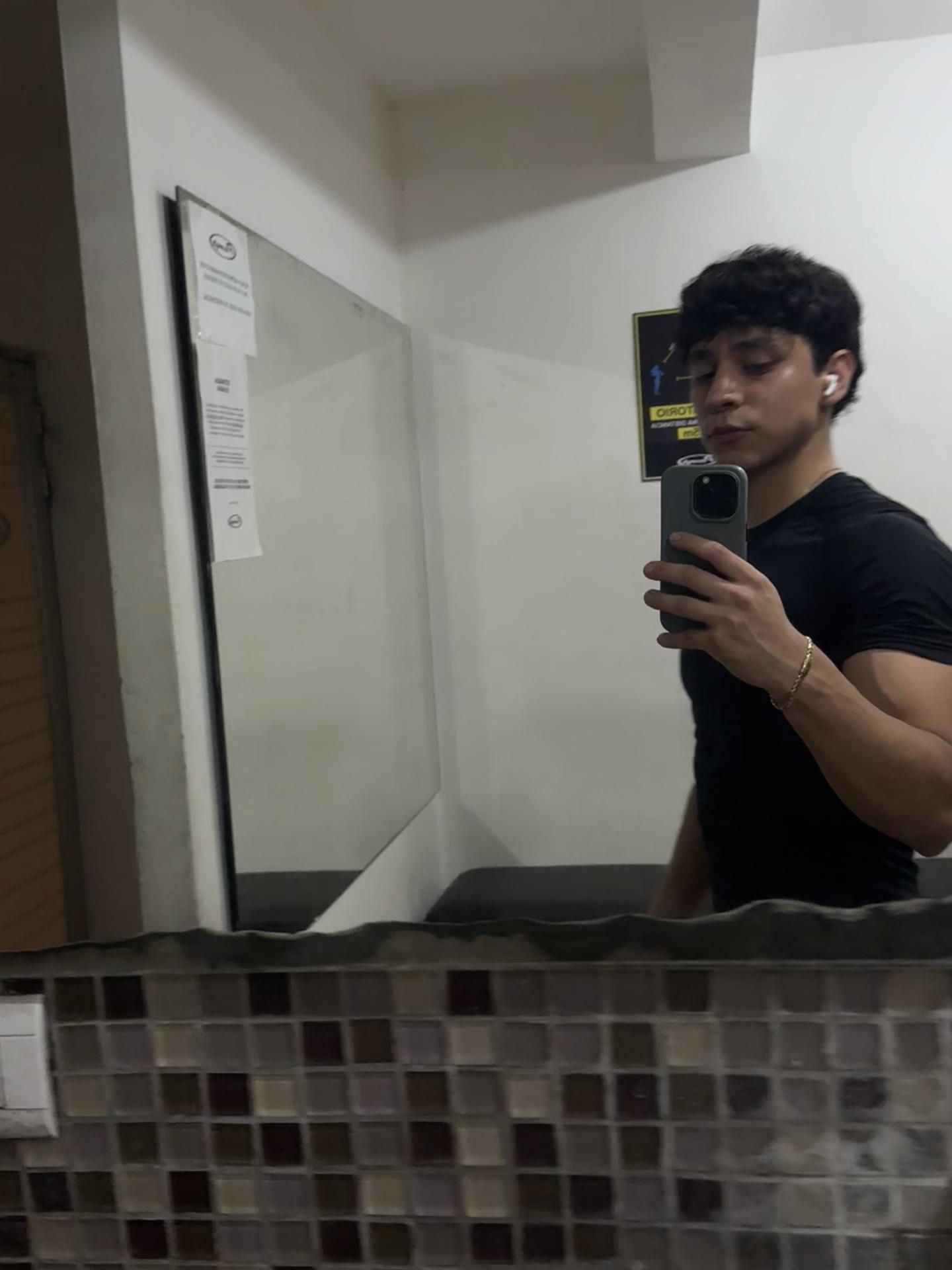 @Carloorrzz