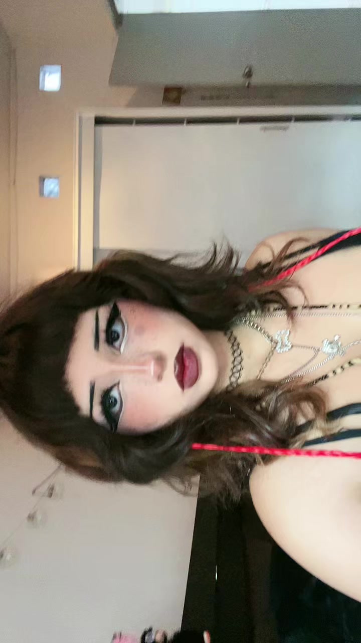 @n a n a ♱