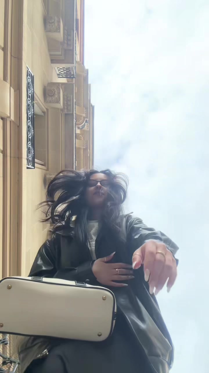 @لينا