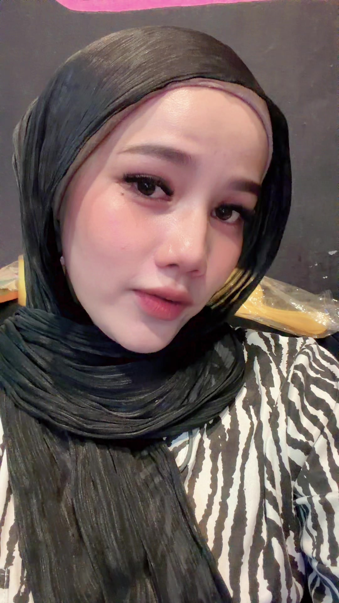 @Yana Celeh