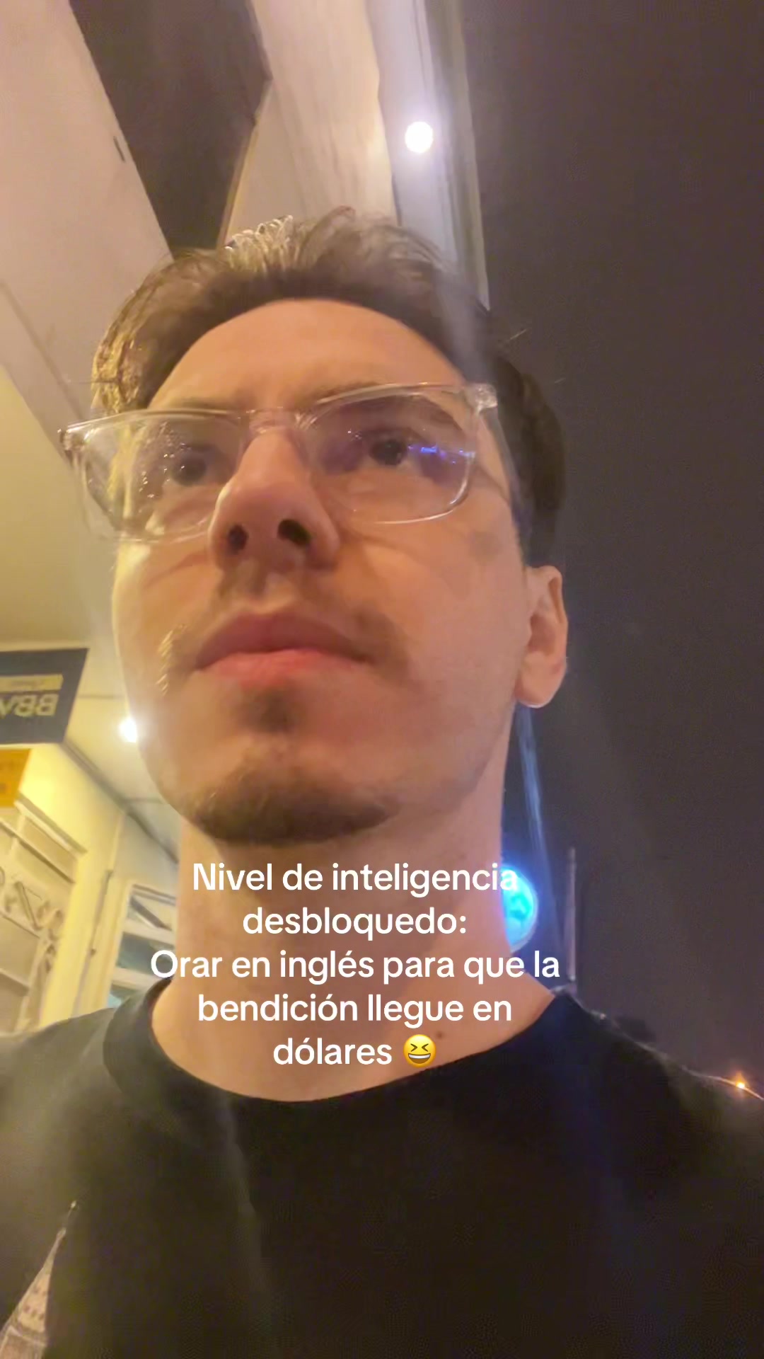 @El&iacute;as Est&eacute;fano Ismod