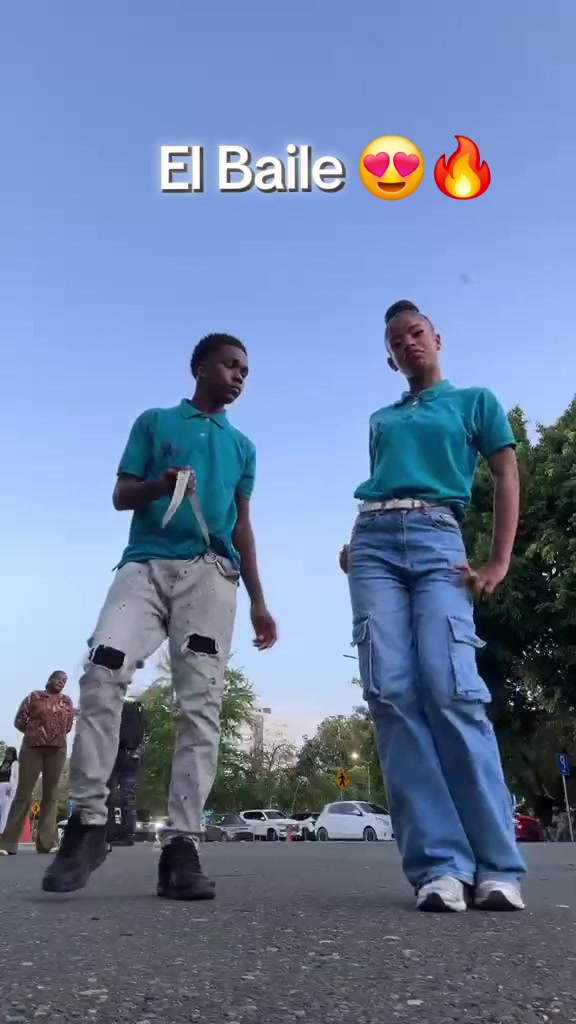 @𝕄𝕚𝕤𝕒 𝔸𝕔𝕣𝕠𝔻𝕒𝕟𝕔𝕖♡🕺