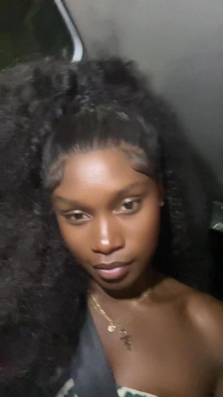 @Lindeka Zulu