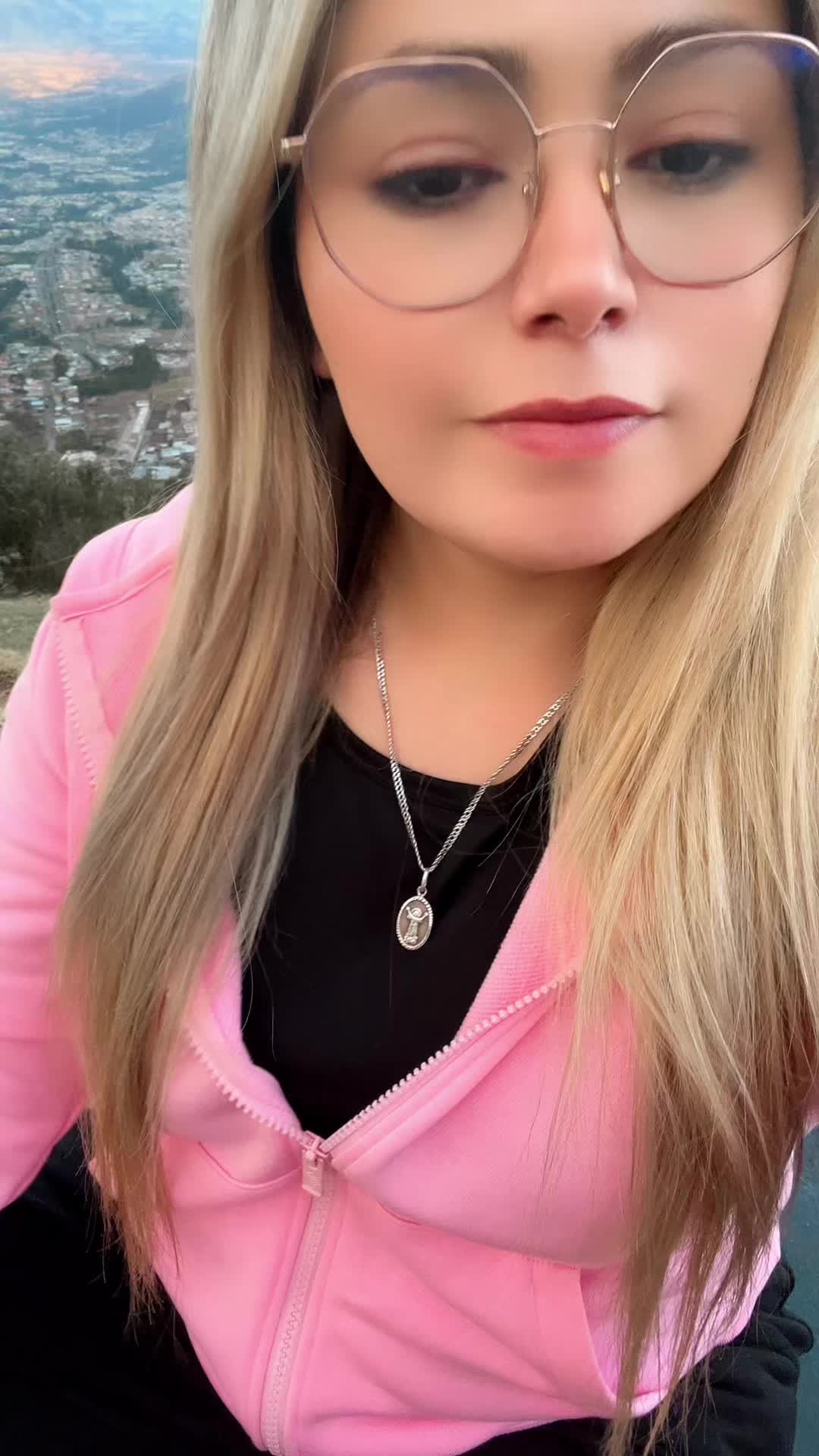 @Selenita022