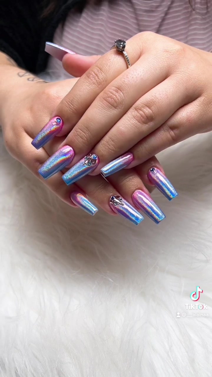 @Alaina 🦋