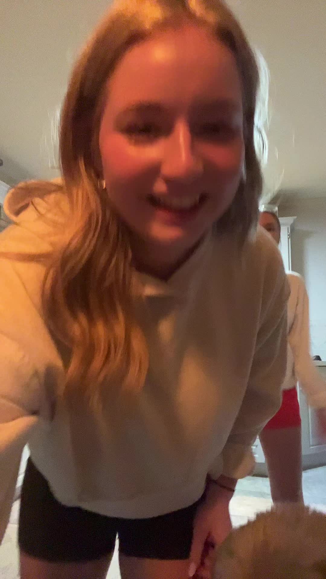@haylcarlson