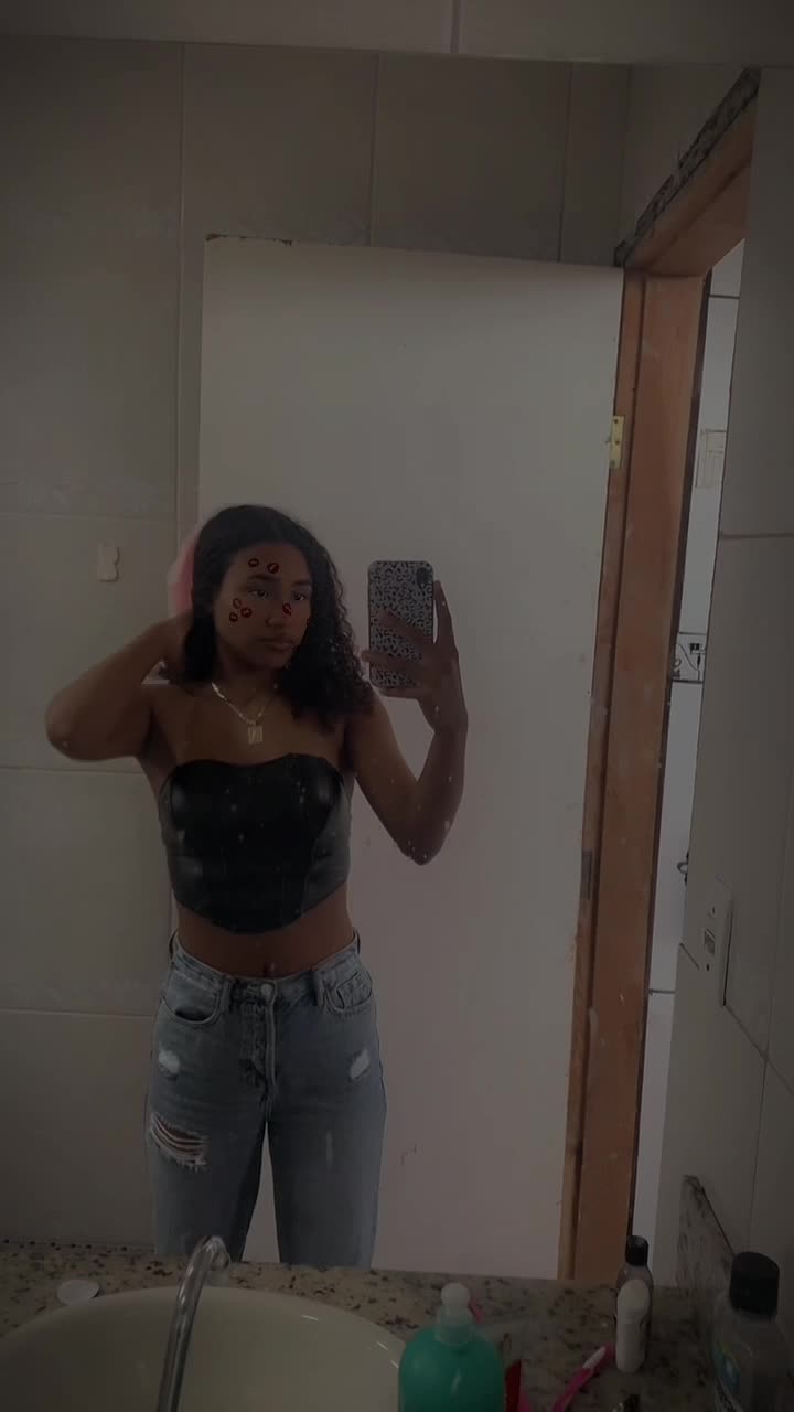 @BRAZILIAN GIRL ✨