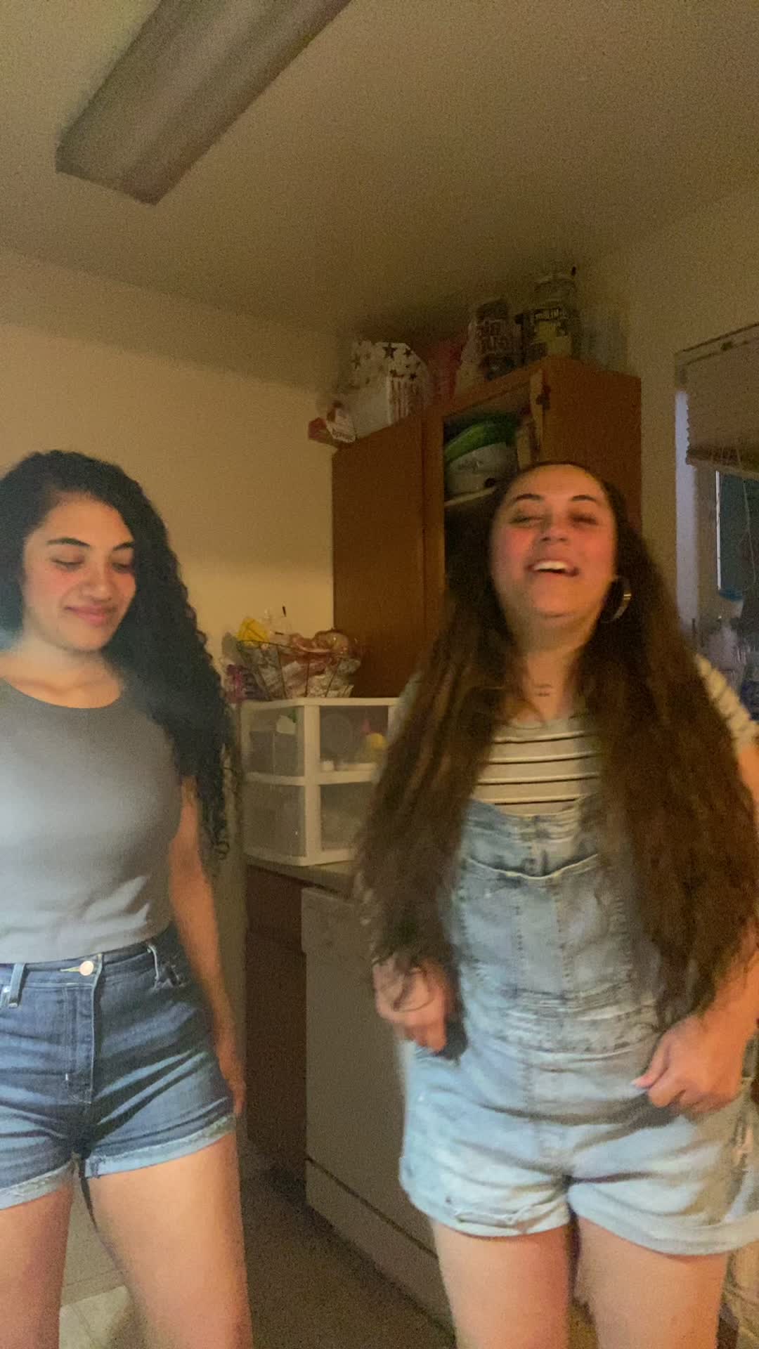 @Sariah Nd Aleana