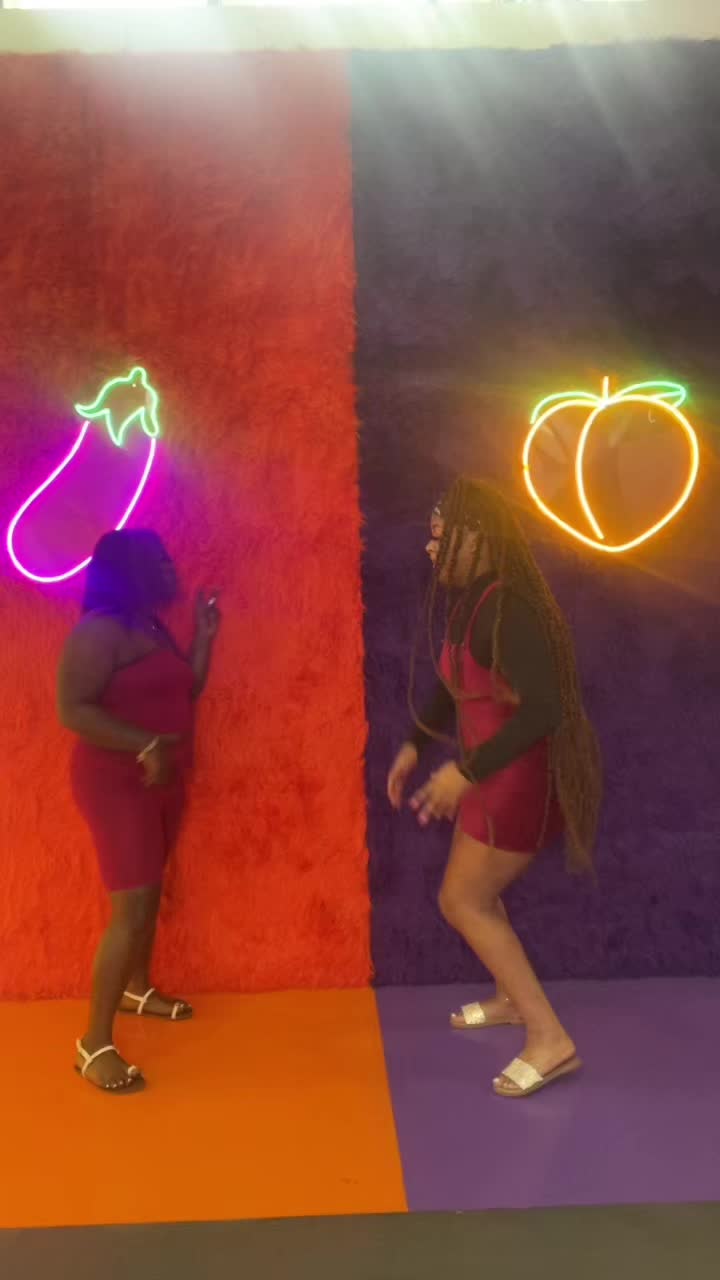 @🧜🏿&zwj;♀️ bₗₐqᵤₑ bₑᵣᵣy 🧜🏿&zwj;♀️