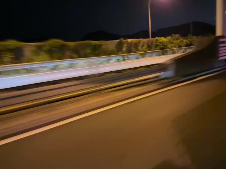 @ゆ