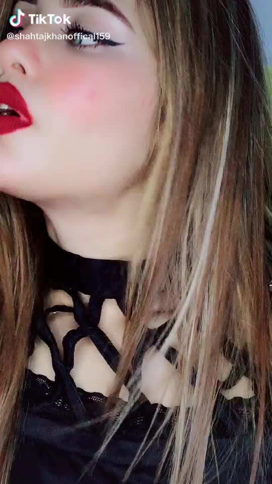 @sʜᴀʜᴛᴀᴊᴋʜᴀɴ