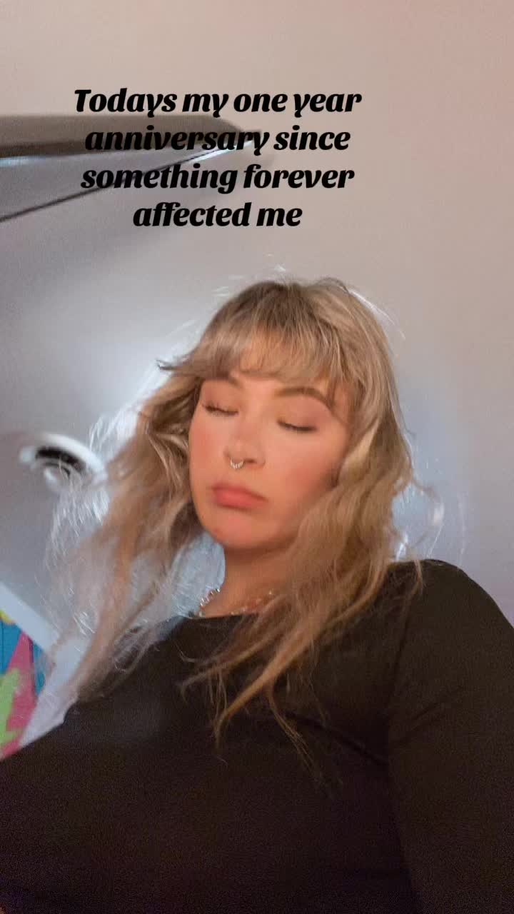 @Lizzy👑🍄