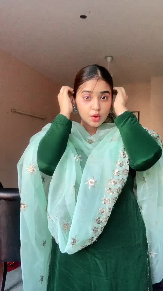@Navjot Kaur