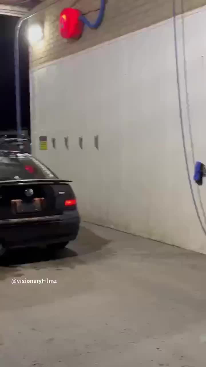 @poachingbad