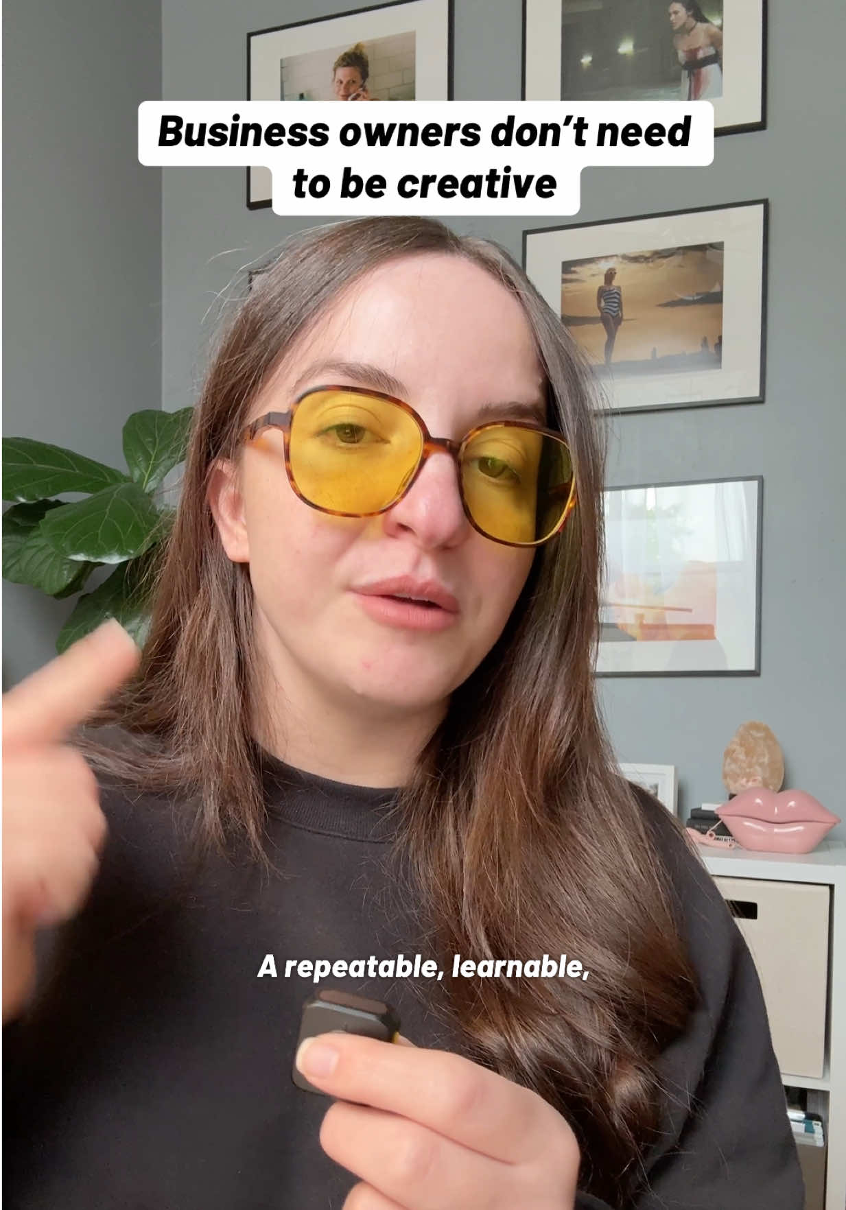 @Anja | your brand strategist ✨