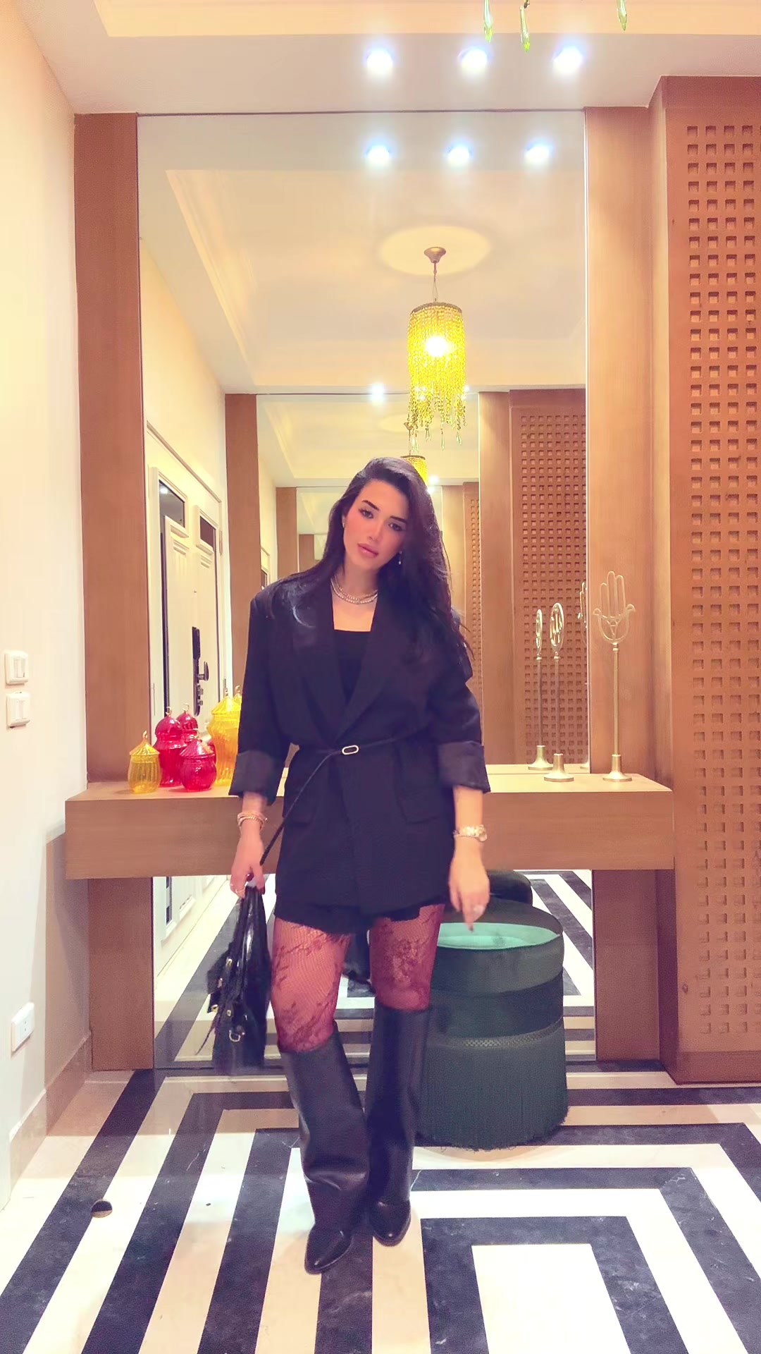 @Loloaa