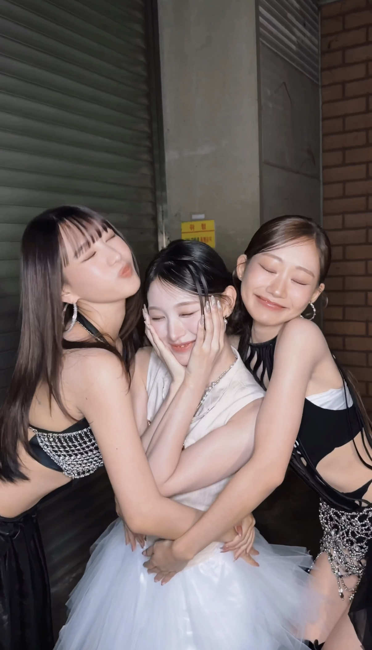 @RESCENE_official