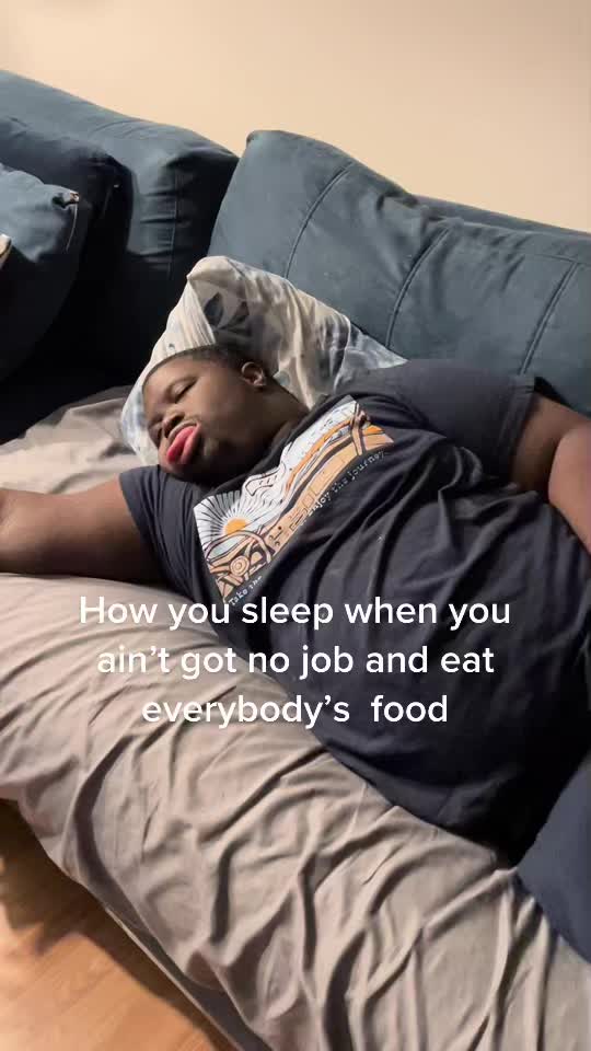 @Tayiasimone