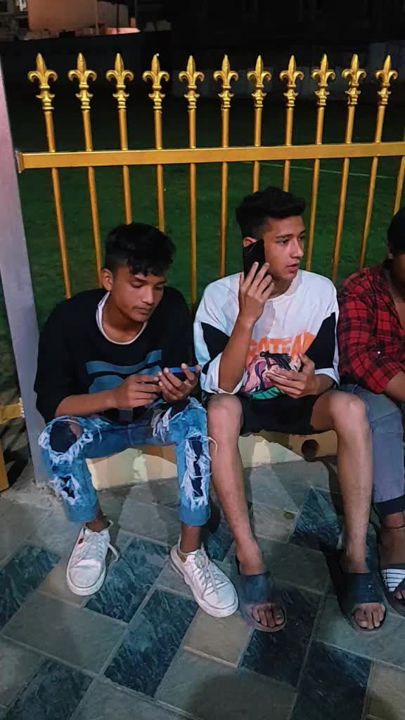 @urvil.2