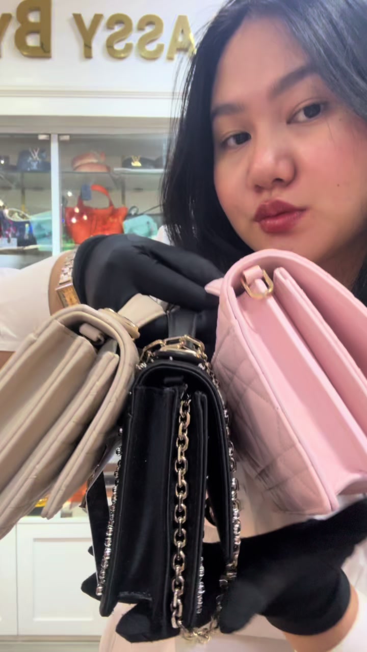 @Classy By Phyu