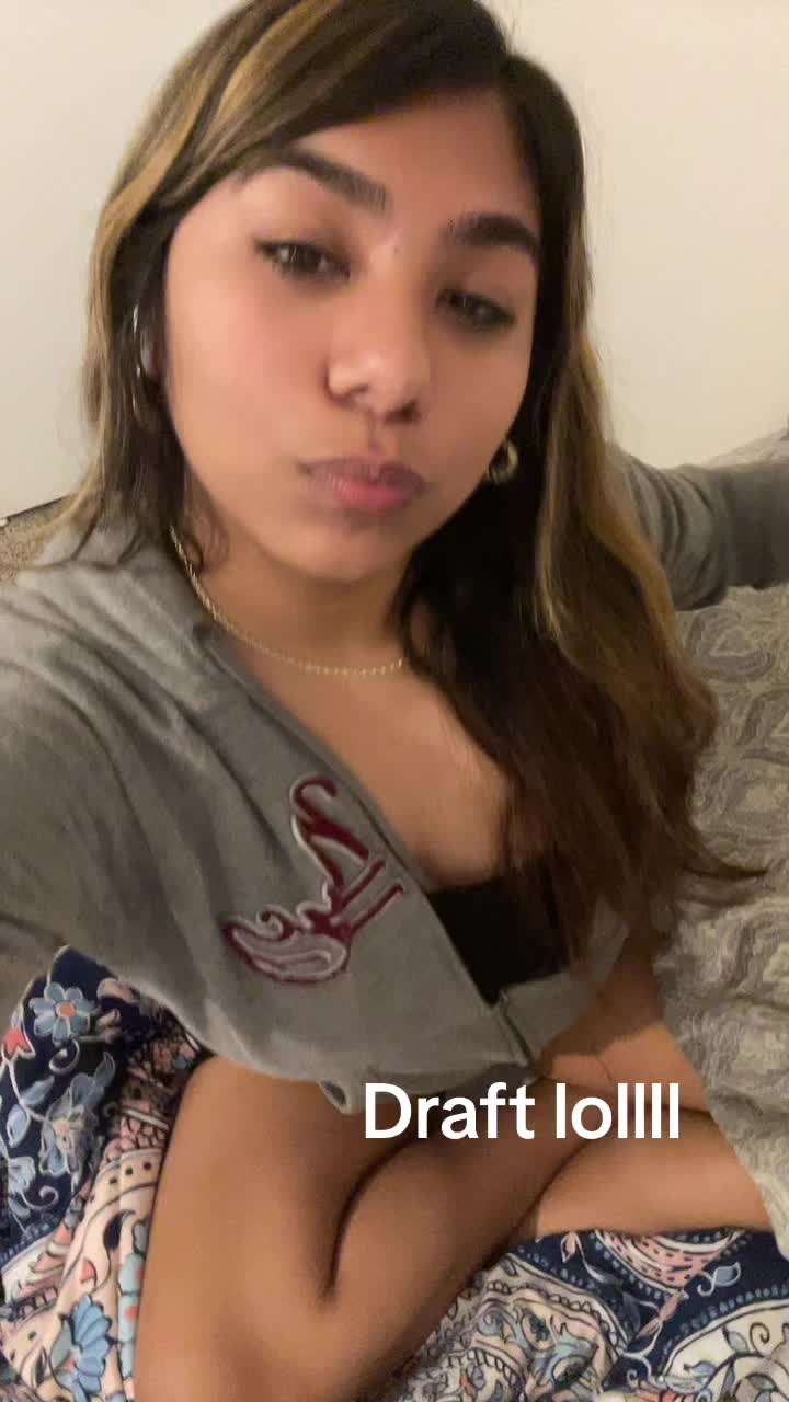 @M I A