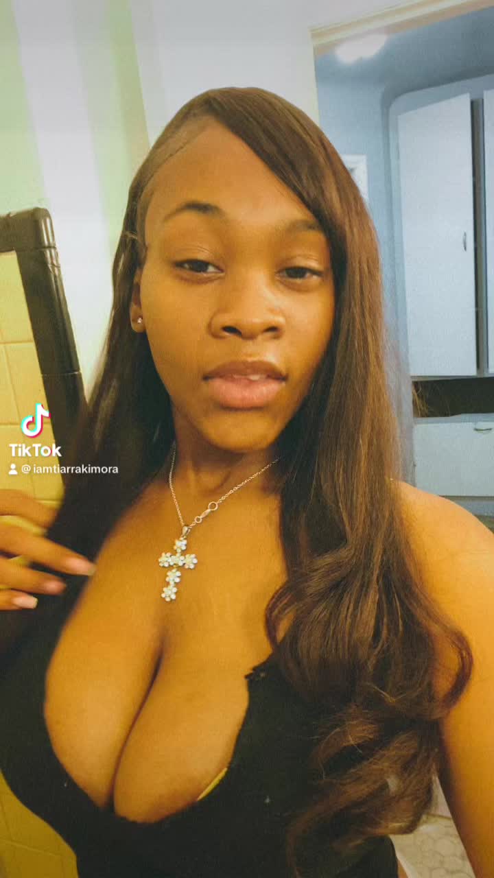 @Tiarra 🤎