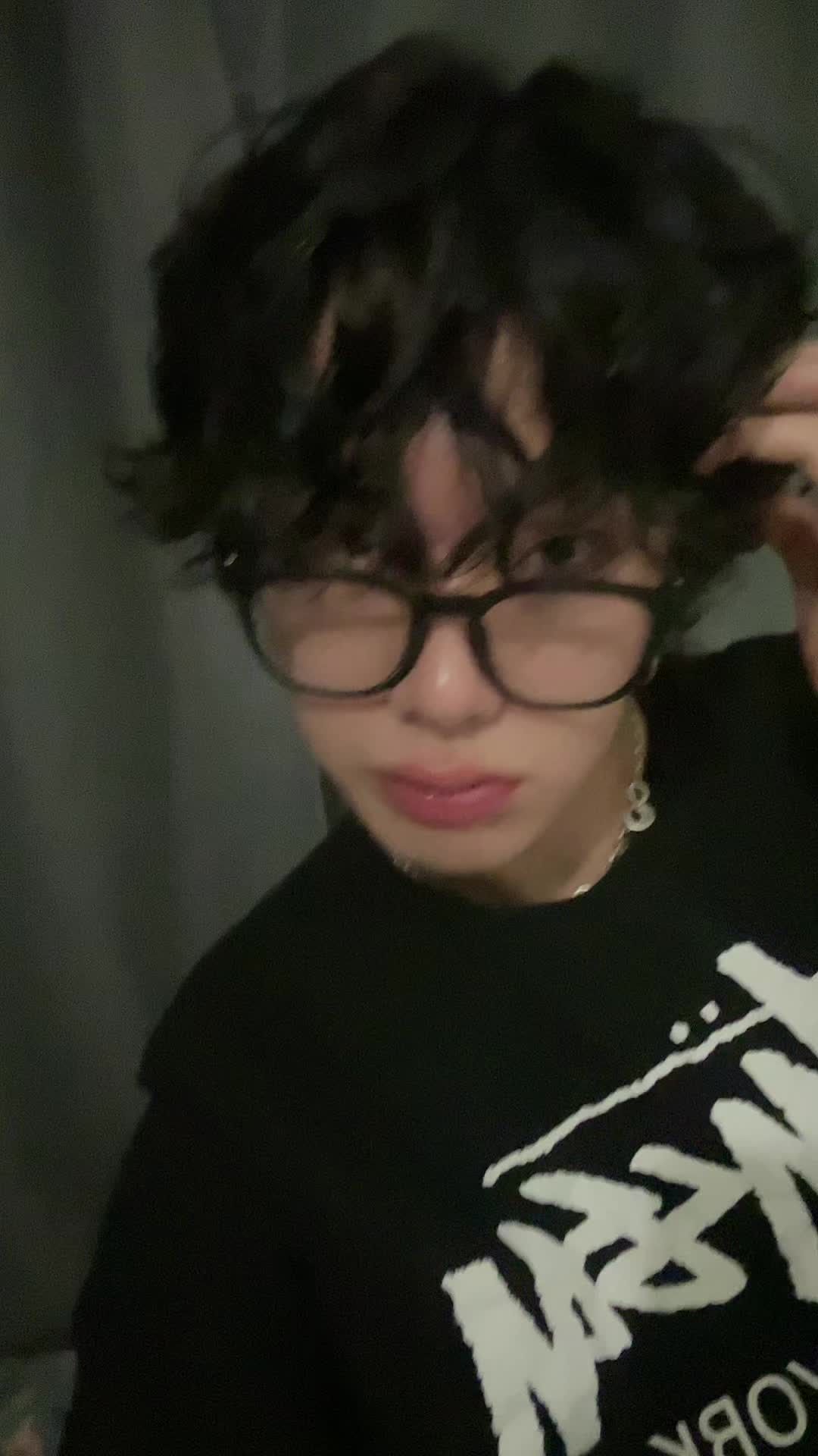 @이건우