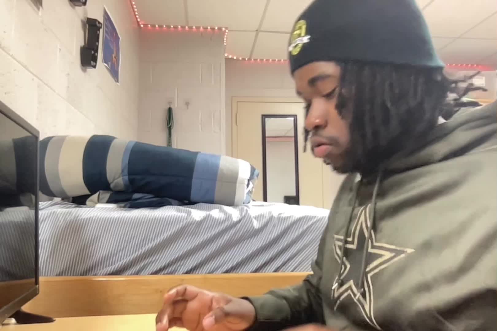 @Inayo