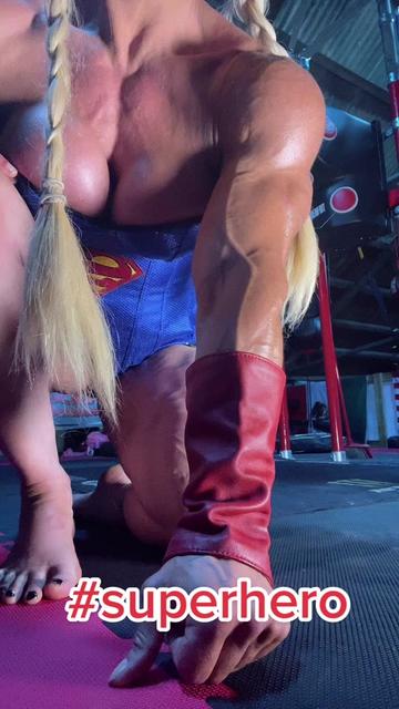 @IFBB Pro Lisa Cross